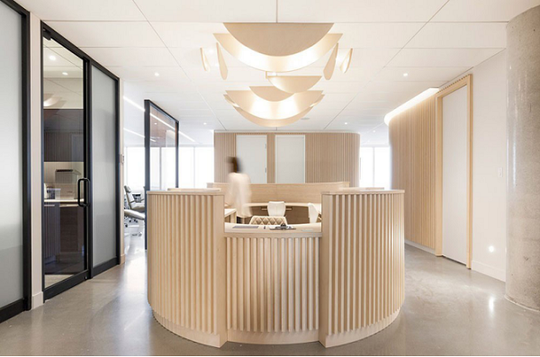 燈光對(duì)空間氛圍的營(yíng)造